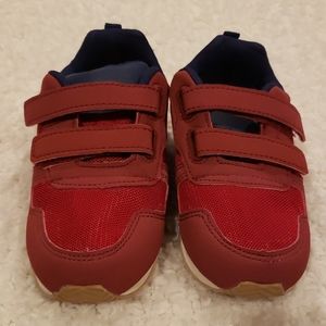 Gap shoes C9